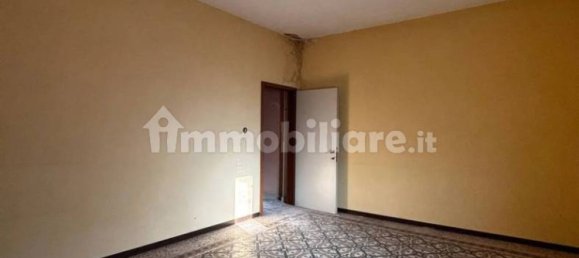 5 bedrooms Apartment in Avezzano, Italy No. 133964 2