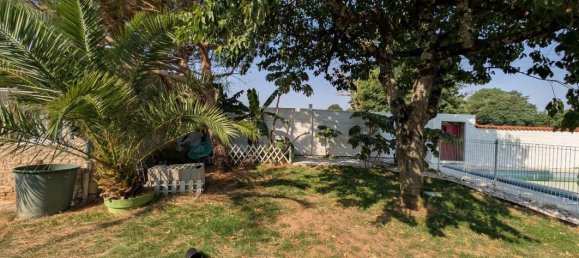 8 bedrooms House in Deux-Sevres, France No. 357413 35