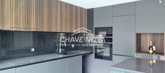 Apartamento de 2 dormitorios en Lisbon, Portugal No. 114233 11