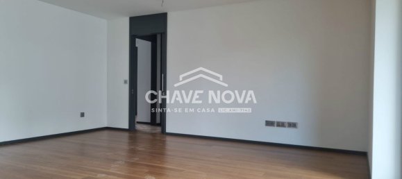 Apartamento de 2 dormitorios en Lisbon, Portugal No. 114233 13