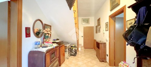 Дом с 4 спальнями в Альфонсине, Италия № 257864 6