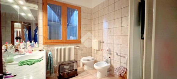 Дом с 4 спальнями в Альфонсине, Италия № 257864 27