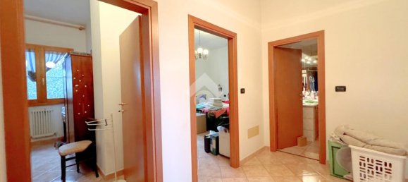 Дом с 4 спальнями в Альфонсине, Италия № 257864 21