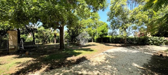 Дом с 4 спальнями в Альфонсине, Италия № 257864 36