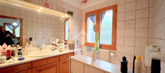 Дом с 4 спальнями в Альфонсине, Италия № 257864 24