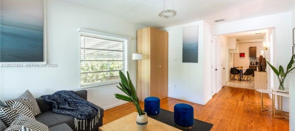3 Schlafzimmer Villa in Miami, USA, Nr. 614895 8
