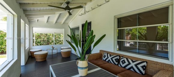 3 Schlafzimmer Villa in Miami, USA, Nr. 614895 5