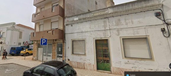 6 bedrooms Villa in Portimao, Portugal No. 170160 2