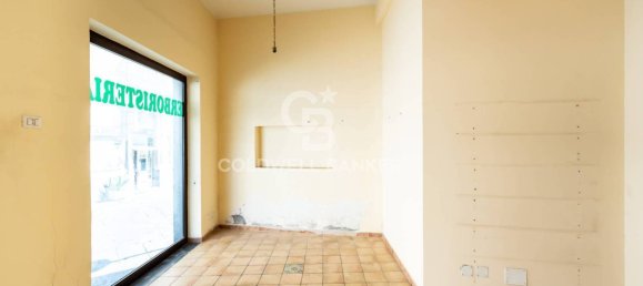 3 rooms Commercial property in Acireale, Italy No. 281454 5