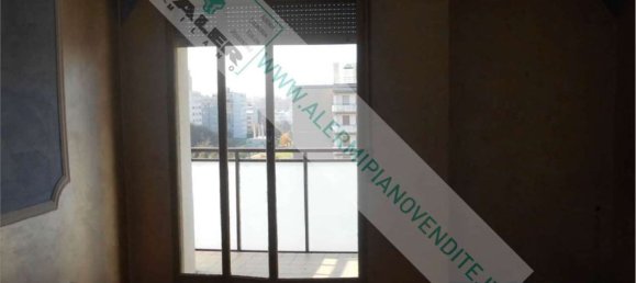 2 Schlafzimmer Wohnung in Milan, Italy, Nr. 373111 14