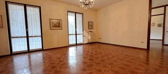 4-Zimmer Wohnung in Carate Brianza, Italy, Nr. 146262 32