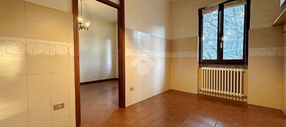 4-Zimmer Wohnung in Carate Brianza, Italy, Nr. 146262 12