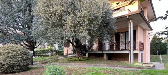 4-Zimmer Wohnung in Carate Brianza, Italy, Nr. 146262 17