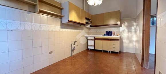 4-Zimmer Wohnung in Carate Brianza, Italy, Nr. 146262 10
