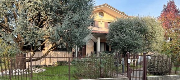 4-Zimmer Wohnung in Carate Brianza, Italy, Nr. 146262 4