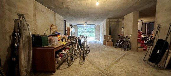 4-Zimmer Wohnung in Carate Brianza, Italy, Nr. 146262 3
