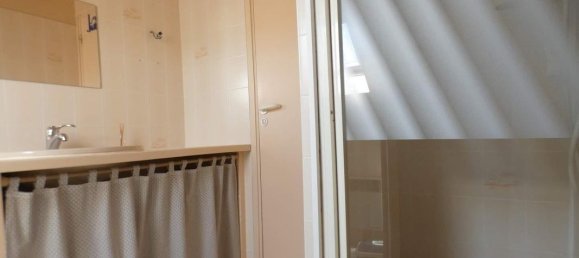 Casa de 3 dormitorios en Dordives, France No. 253766 10