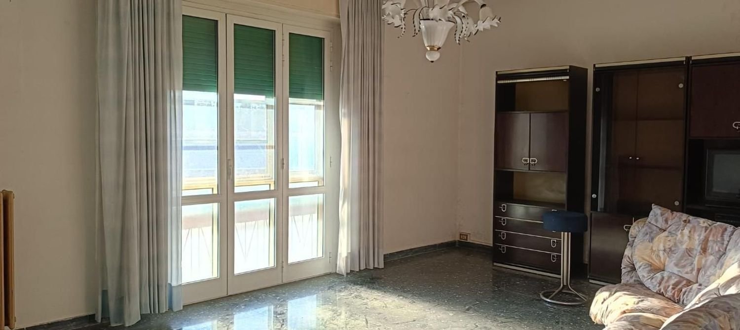 4غرفة شقة في Pisa, Italy رقم 222516