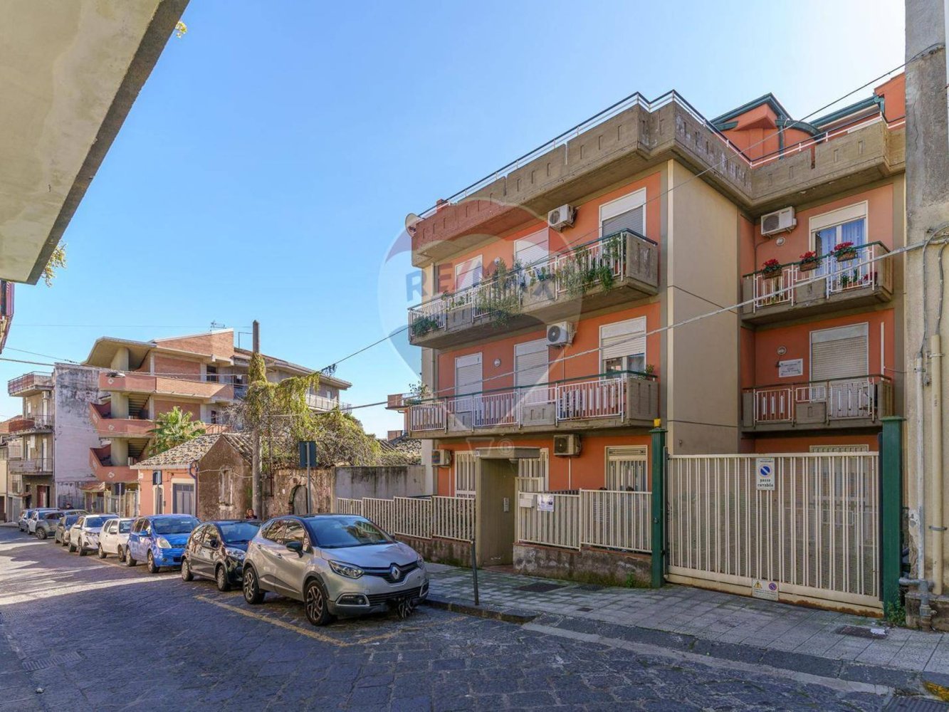 2 bedrooms Apartment in Misterbianco, Italy No. 106084
