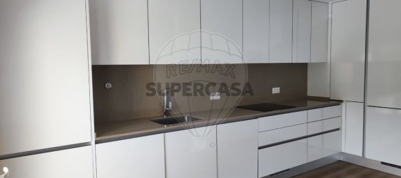 Apartamento de 3 dormitorios en Cascais, Portugal No. 286607 3