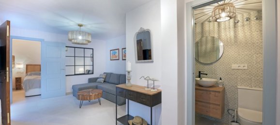 2 bedrooms House in Caleta de Velez, Spain No. 104754 7