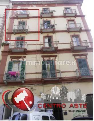 4 bedrooms Apartment in Taranto, Italy No. 283911