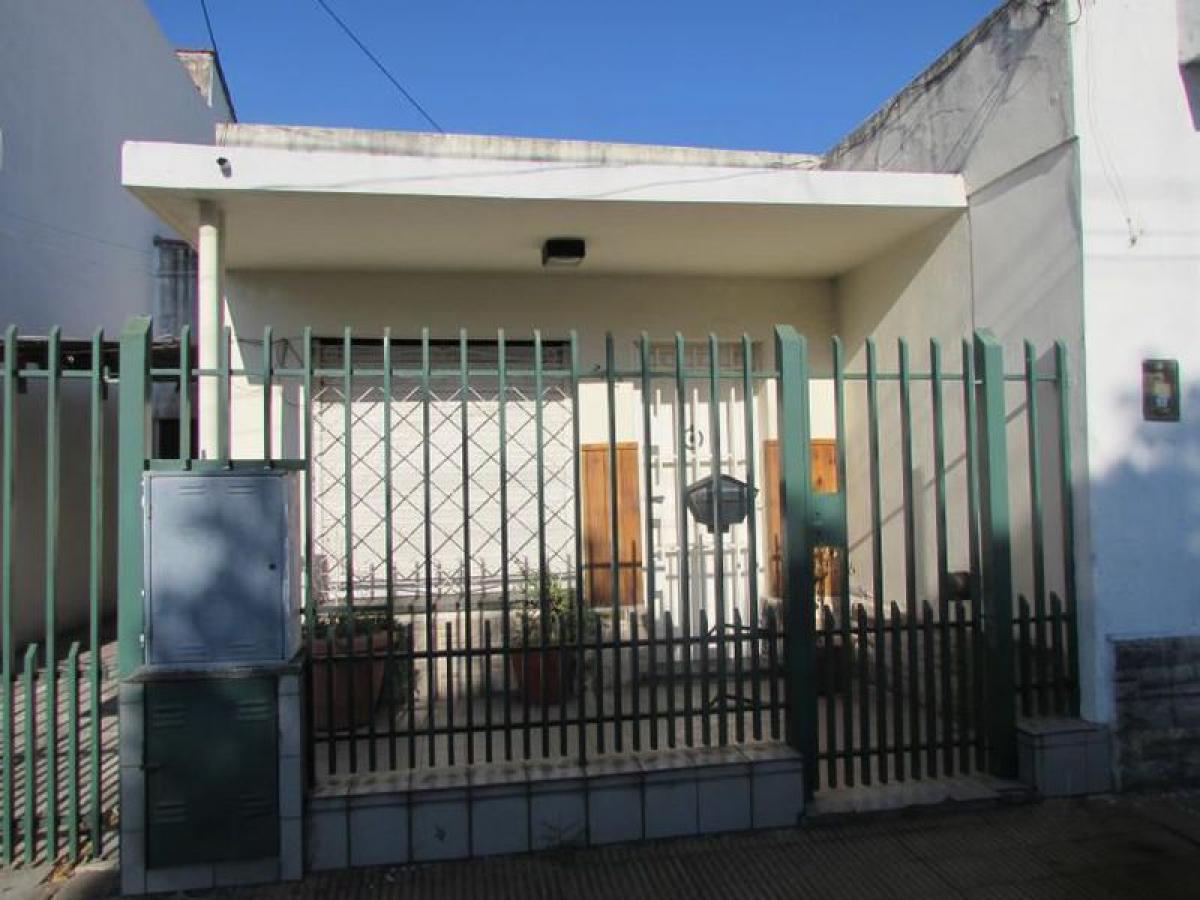Studio in Bermudez, Argentina No. 2613