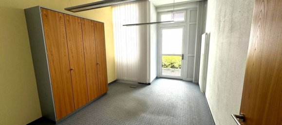 15-salle Bâtiment à Roth, Germany No. 212325 11