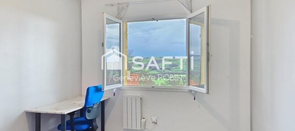 4 Schlafzimmer Haus in Meys, France, Nr. 270214 13