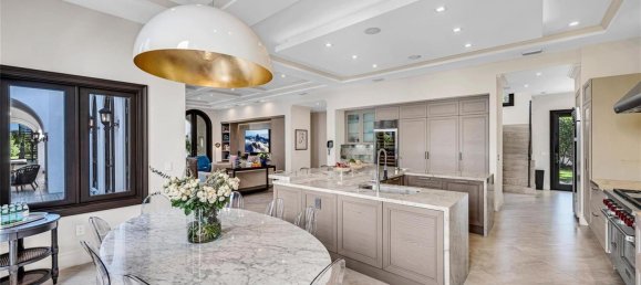 8 dormitorios villa en venta en Miami, Miami-Dade, Florida, USA № 615834 8