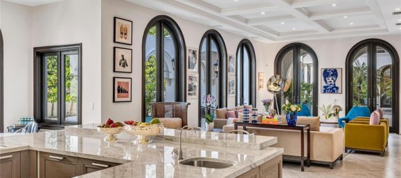 8 dormitorios villa en venta en Miami, Miami-Dade, Florida, USA № 615834 7