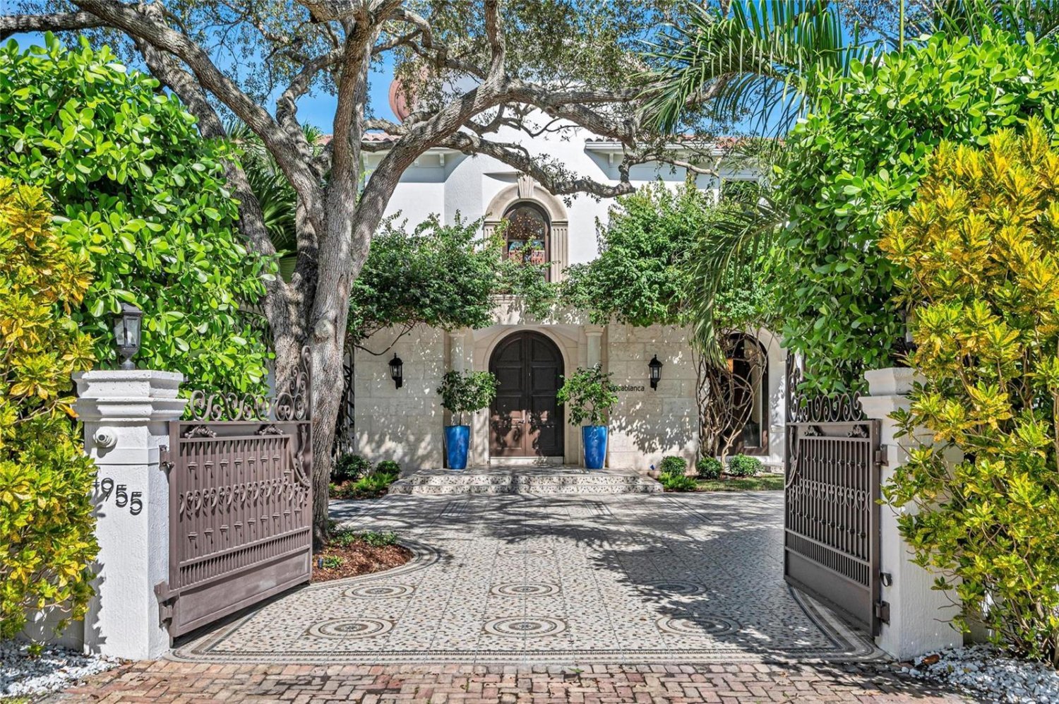 8 dormitorios villa en venta en Miami, Miami-Dade, Florida, USA № 615834