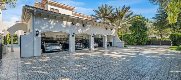 8 dormitorios villa en venta en Miami, Miami-Dade, Florida, USA № 615834 22