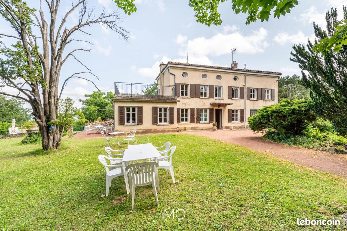 Дом с 7 спальнями в Шасселе, Франция № 337889