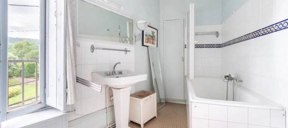 Дом с 7 спальнями в Шасселе, Франция № 337889 9