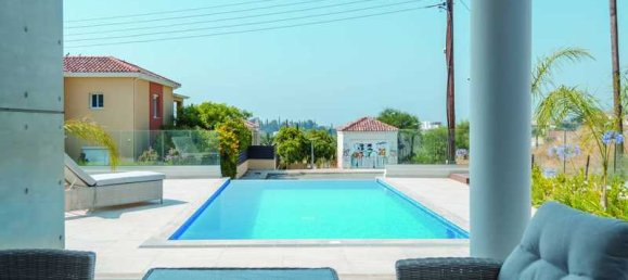 3 Schlafzimmer Villa in Mouttagiaka, Cyprus, Nr. 18824 5