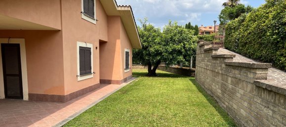6 rooms Villa in Riano, Italy No. 104461 3