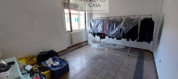 3 rooms Apartment in Omegna, Italy No. 28303 10