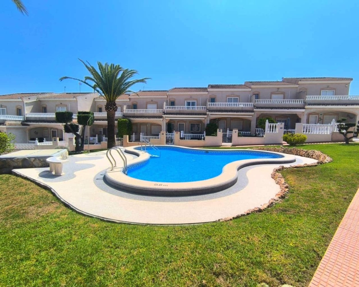 3 bedrooms Townhouse in Ciudad Quesada, Spain No. 181580