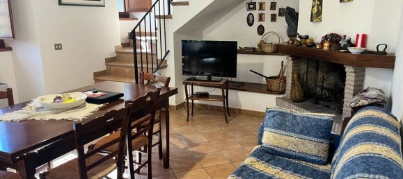 5 bedrooms House in Monteleone di Spoleto, Italy No. 371745 2