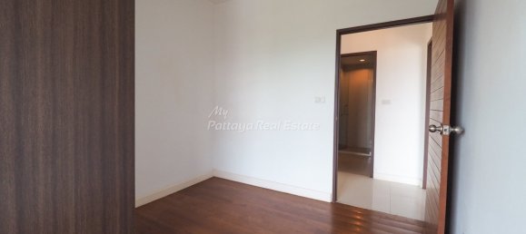 2 bedrooms Condo in Pattaya, Thailand No. 22270 10