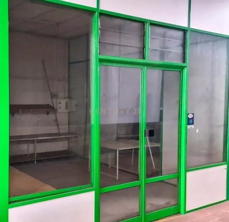 16m² Commercial property in Marco de Canaveses, Portugal No. 236189