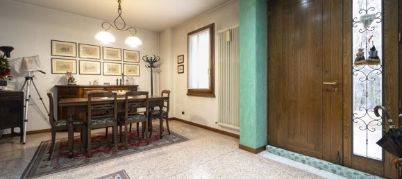 5 rooms House in Vicenza, Italy No. 120426 17