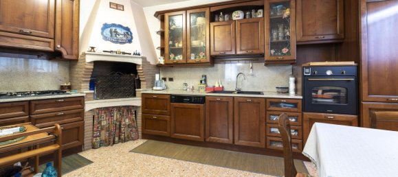5 rooms House in Vicenza, Italy No. 120426 22