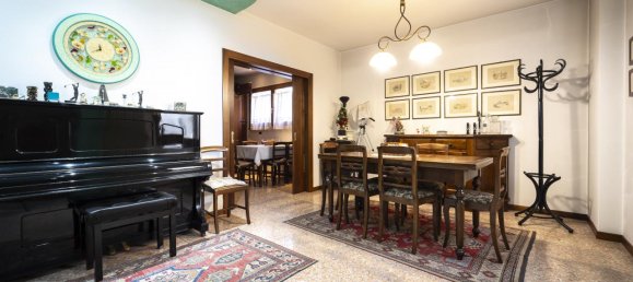 5 rooms House in Vicenza, Italy No. 120426 16
