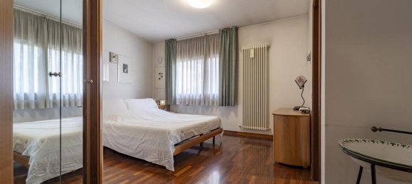 5 rooms House in Vicenza, Italy No. 120426 30