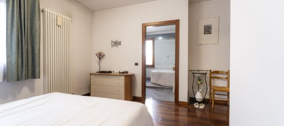 5 rooms House in Vicenza, Italy No. 120426 35