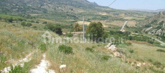 4 bedrooms House in Caltabellotta, Italy No. 301003 3