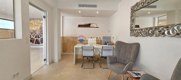 225m² Office in Inca, Spain No. 91445 8