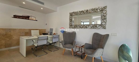 225m² Office in Inca, Spain No. 91445 7